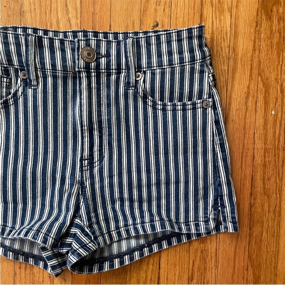 American Eagle Striped Hi-Rise Shortie - Picture 3 of 7